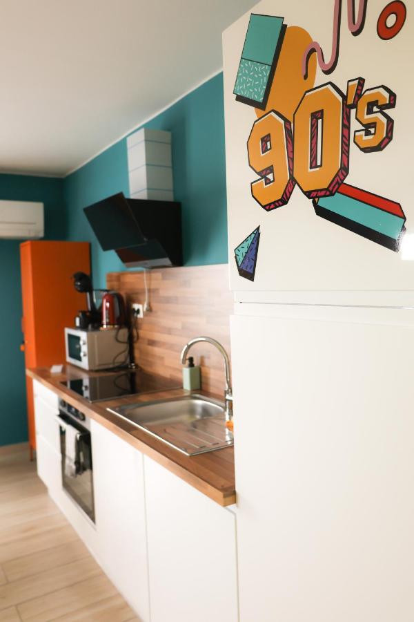 מונס Capsule 90'S - Balneo - Sauna - Flipper - Billard - Netflix - Nintendo Switch & Jeux - מראה חיצוני תמונה