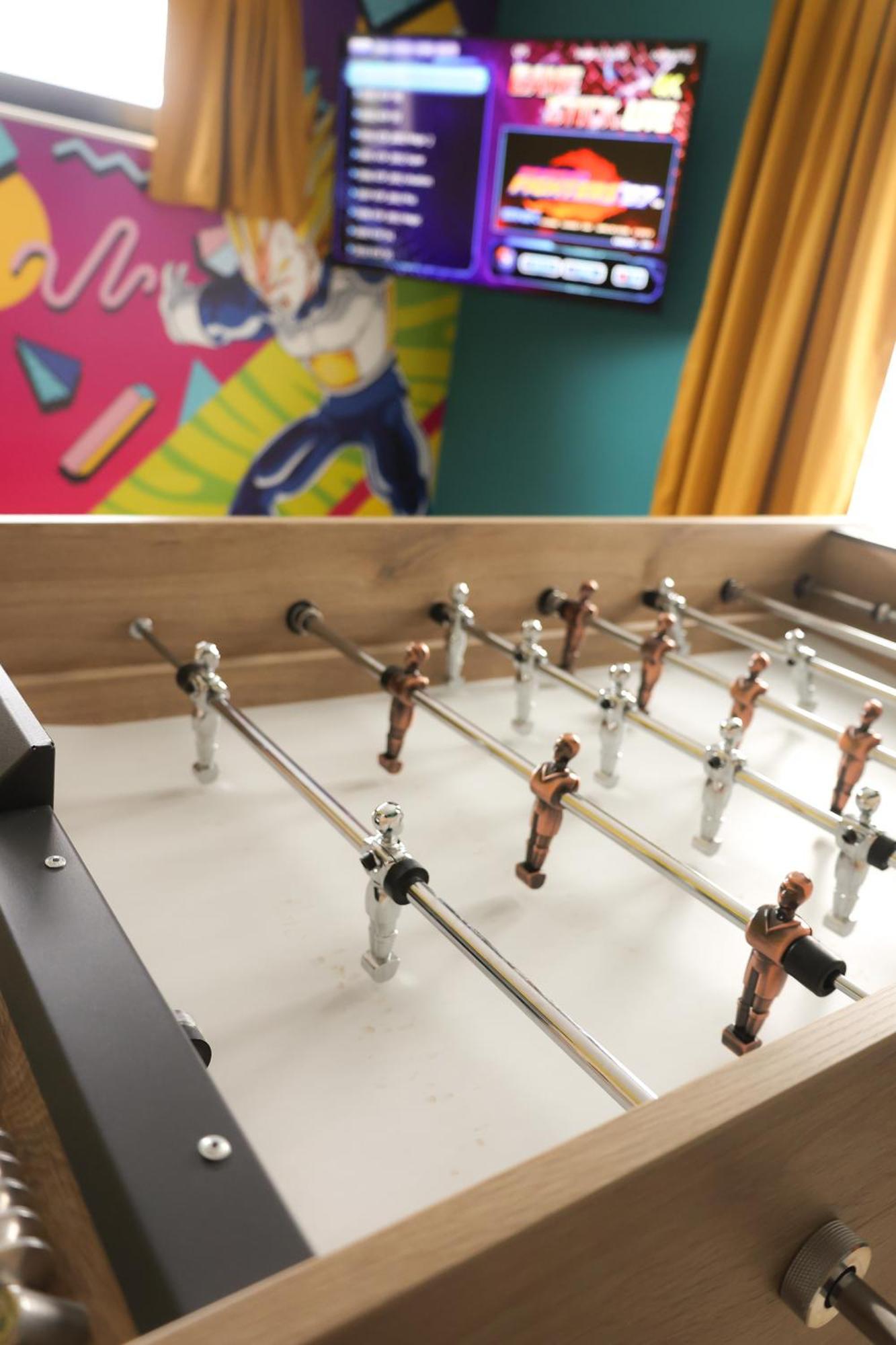 מונס Capsule 90'S - Balneo - Sauna - Flipper - Billard - Netflix - Nintendo Switch & Jeux - מראה חיצוני תמונה