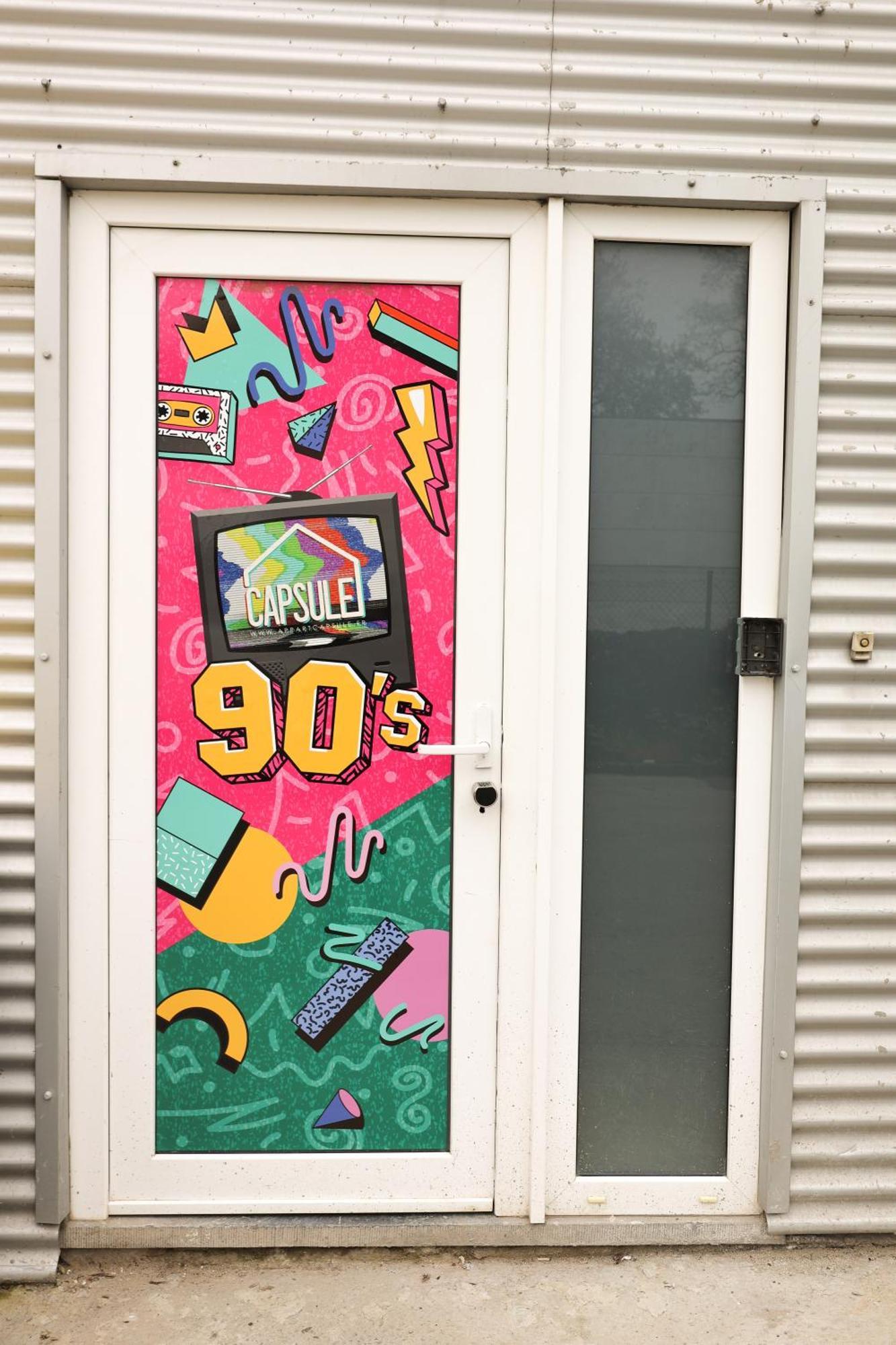 מונס Capsule 90'S - Balneo - Sauna - Flipper - Billard - Netflix - Nintendo Switch & Jeux - מראה חיצוני תמונה